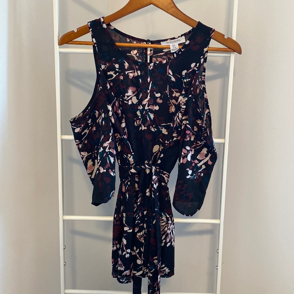 Motherhood Maternity Cold Shoulder Black Floral Top, Size Small